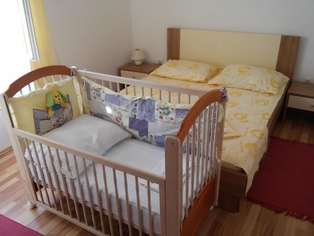Apartment Karla Jadrtovac Chambre photo