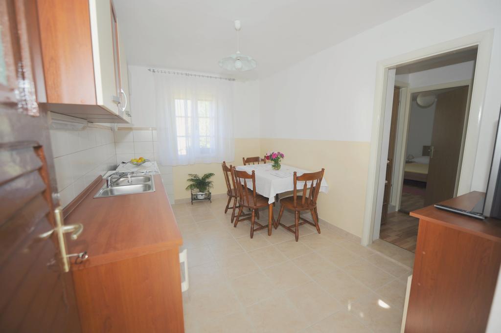 Apartment Karla Jadrtovac Chambre photo