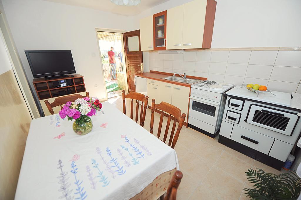 Apartment Karla Jadrtovac Chambre photo
