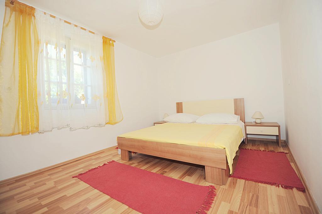 Apartment Karla Jadrtovac Chambre photo